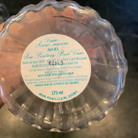 AVON | Set of 5 | Collectible Vintage Avon Decanters | - Picture 5 of 16